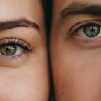 Cheek to Cheek Couple detail